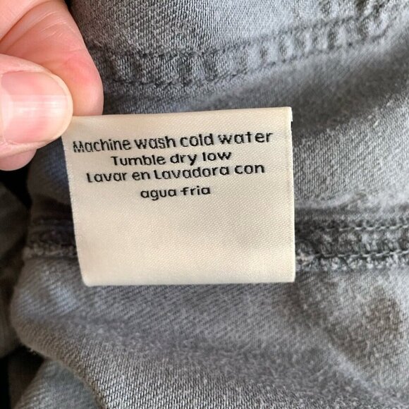 Sneak Peek Medium Gray Cargo Shacket Button Up Top Roses Patches Pockets NWT - Picture 8 of 8